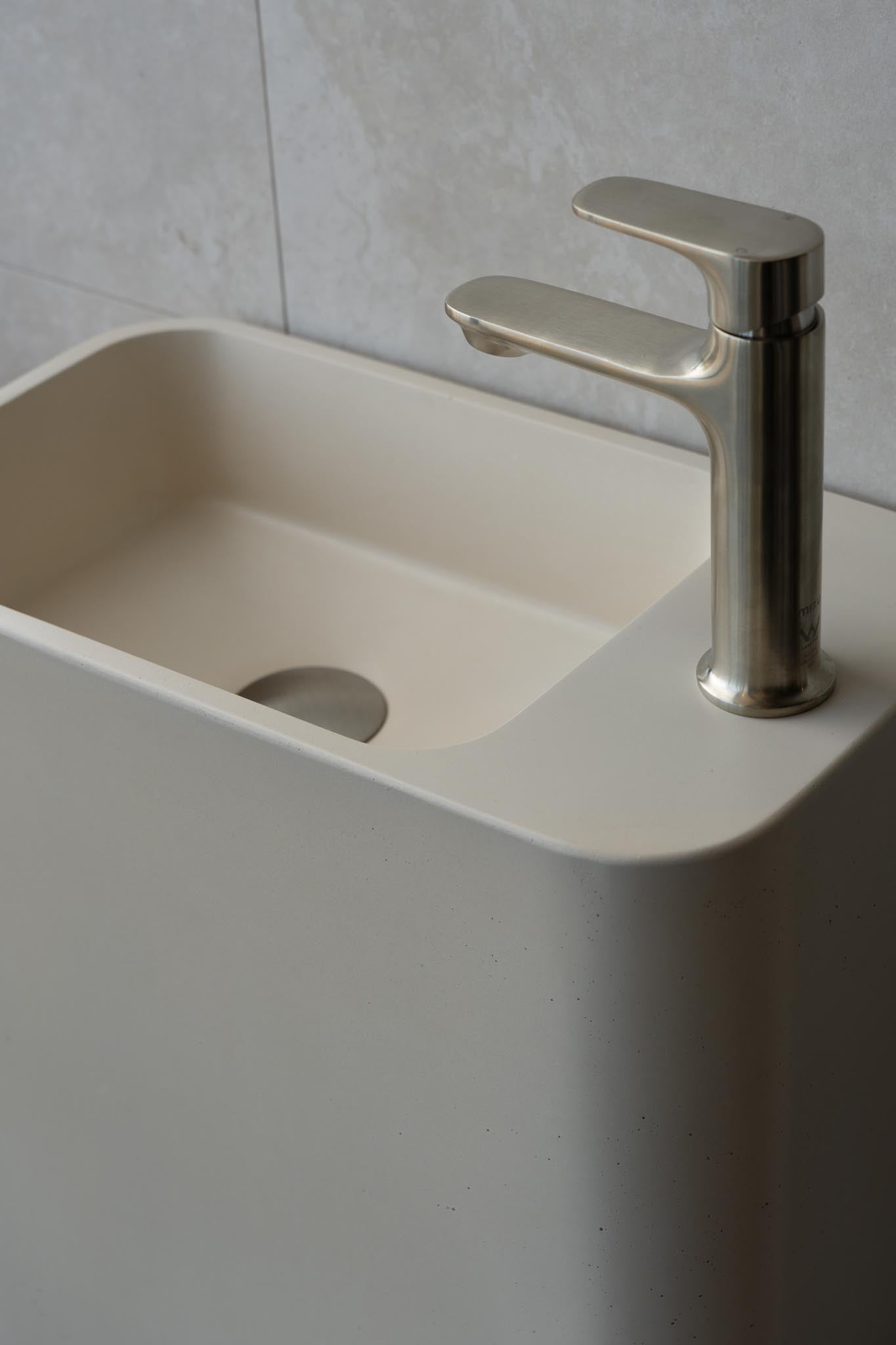 Sand / With Tap Hole